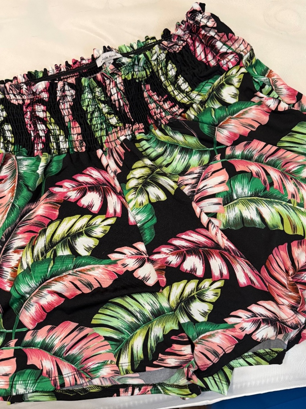 Floral short (looks like a skirt)